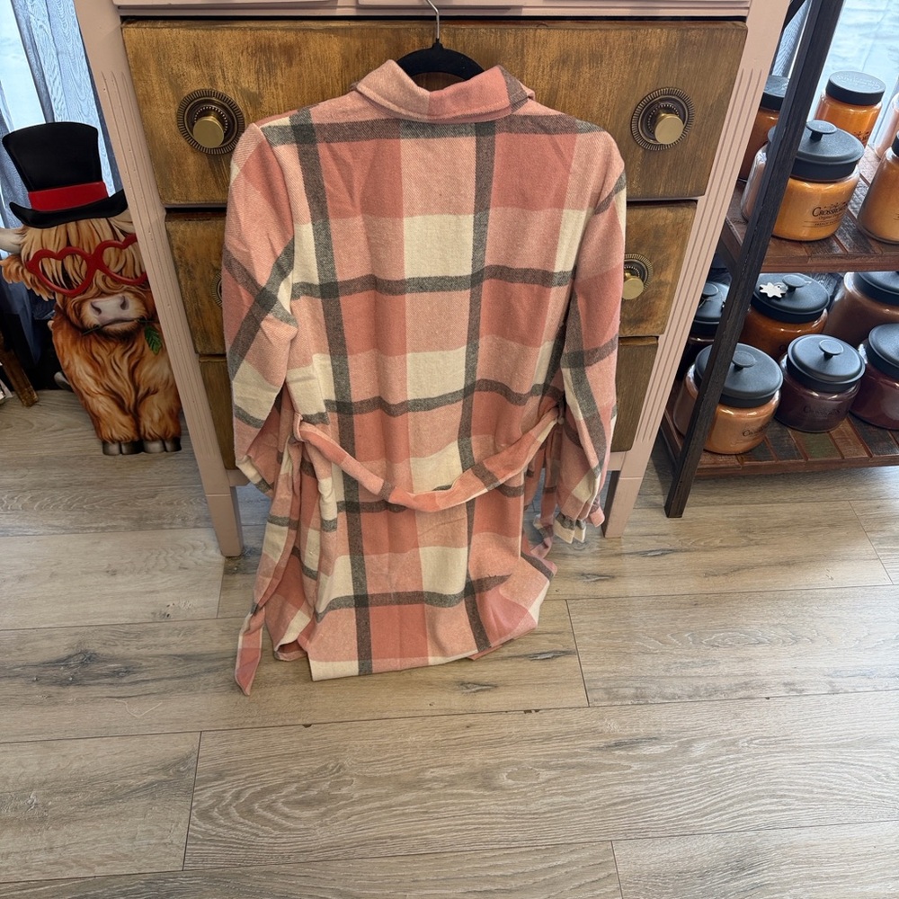 Stylish Pink Plaid Women's Button Down Shirt